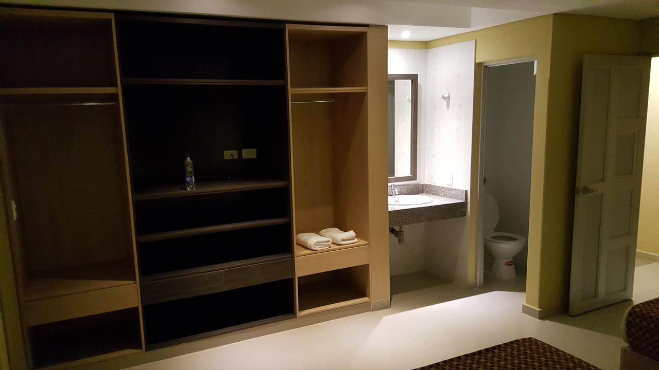 Hotel 56 Avenue Plaza Barranquilla  Luaran gambar